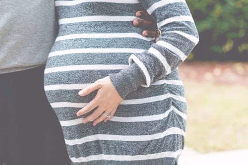 إن كنتِ حامل إليك أهم فوائد حمض الفوليك للحامل